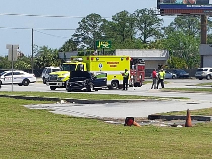 Crash closes all lanes of U.S. Highway 17 Breaking The Brunswick News