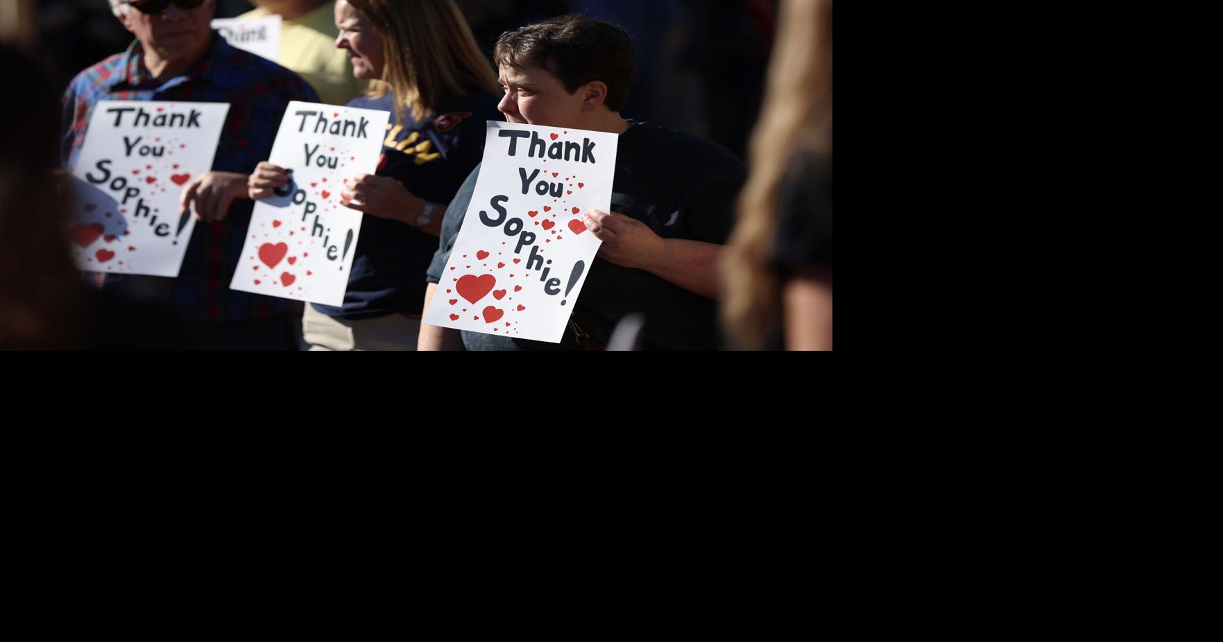 Conservative groups plan Sophie Cunningham rally outside United Center before Sky-Fever game Julia Poe, Chicago Tribune Aug 7, 2026 1 hr ago