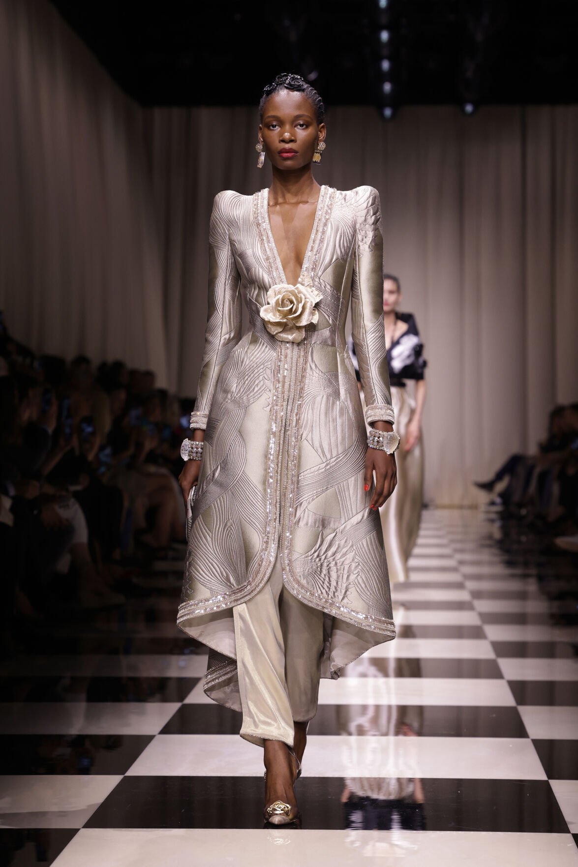 This stunning metallic look from Armani is in bloom World News