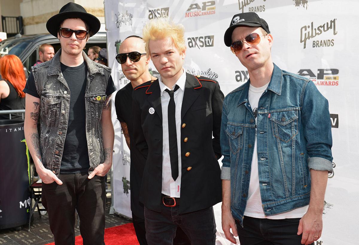 Sum 41 rockers 'disbanding' after next album and tour - Los Angeles Times, sum  41 