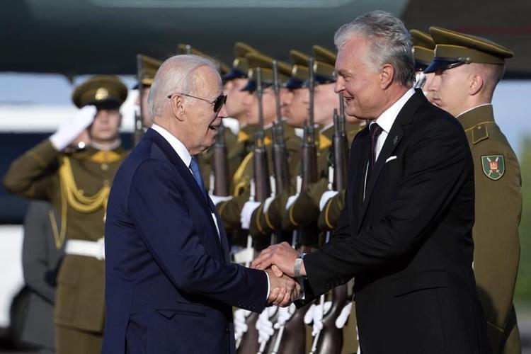 Erdogan urges Europe to revive Turkish EU membership talks in exchange for Swedish NATO accession