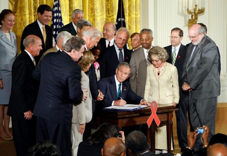 George W. Bush to be honored in Washington on World AIDS Day