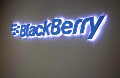 BlackBerry examine les options stratégiques pour son portefeuille d'activités