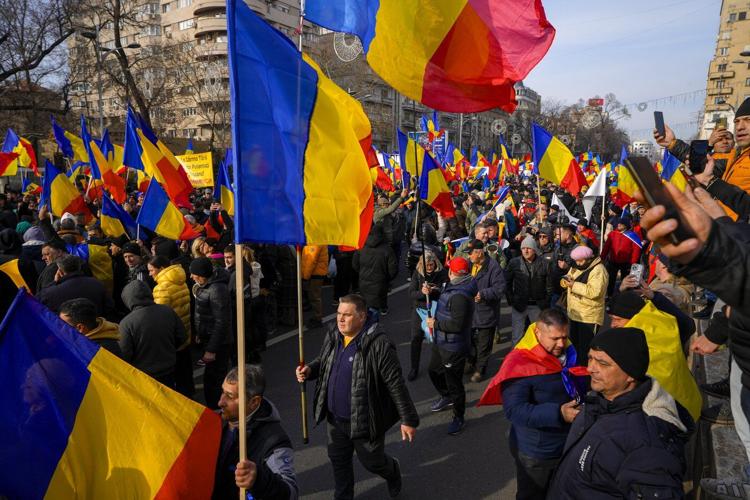 Tens of thousands protest in Romania’s capital against annulled presidential race
