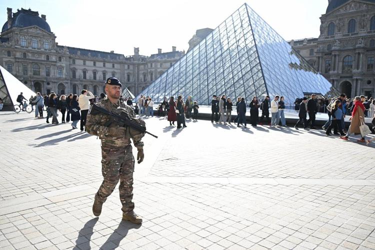 5 more arrests as Louvre jewel heist probe deepens and key details emerge