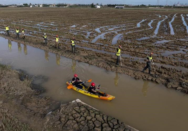 A research boat will scan the seabed to help search for those missing in Spain's floods