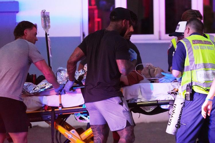 Gunmen kill 9 people at Sydney's Bondi Beach and 1 shooter is dead and another arrested