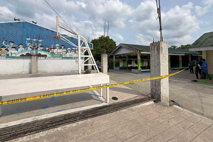 2 students in custody after shooting at high school in Philippines kills 3 and wounds 20