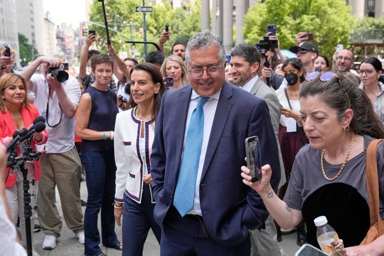 Luigi Mangione’s federal trial in UnitedHealthcare CEO's killing postponed until January