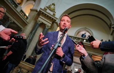 Saskatchewan signs first contracts with nurse practitioners to expand primary care