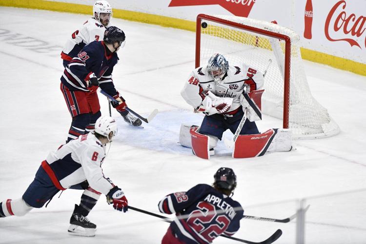 Ehlers scores in OT as Jets edge Capitals 3-2 in battle of NHL powers