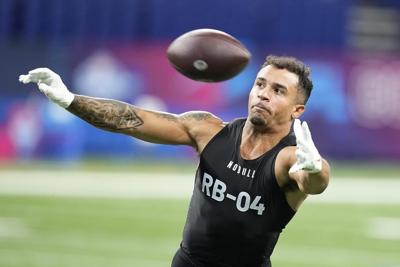 NFL.com lists ɫtvs Brown, Sow as players who improved NFL draft stock at combine