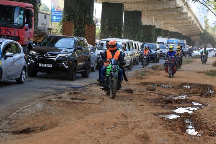 Electric motorcycle riders in Kenya demand more flexible battery networks