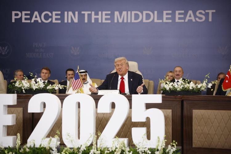 Trump urges leaders to put 'old feuds' aside as he calls for a new era of harmony in the Middle East