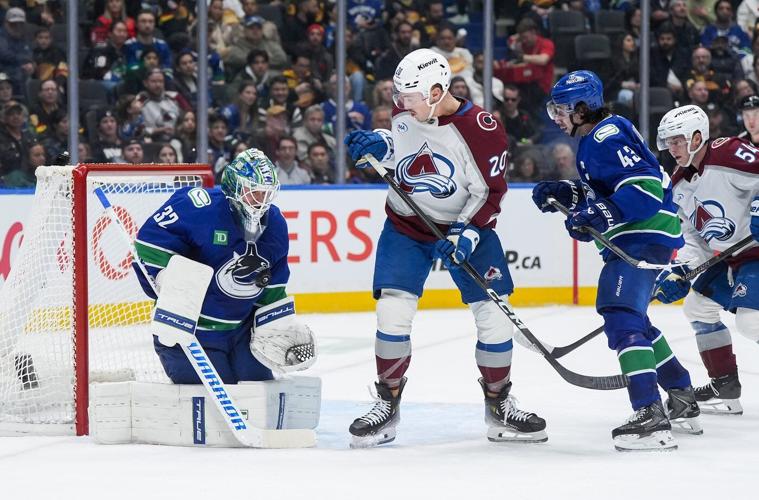 MacKinnon nets 5 points as Avalanche beat Canucks 5-4 in overtime