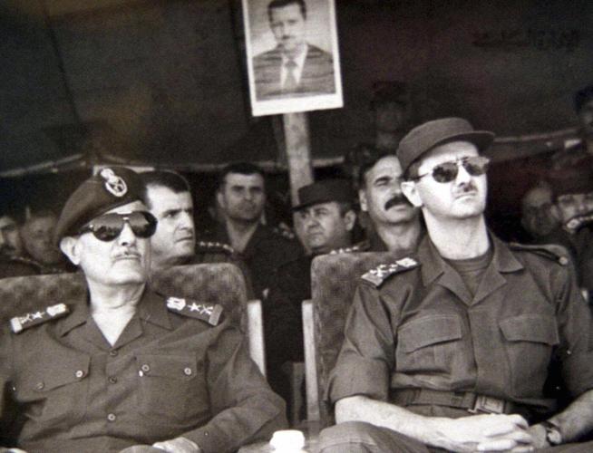 PHOTO COLLECTION: Fall of Assad