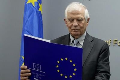 EU top diplomat urges Lebanon and Israel to ease tensions along their border