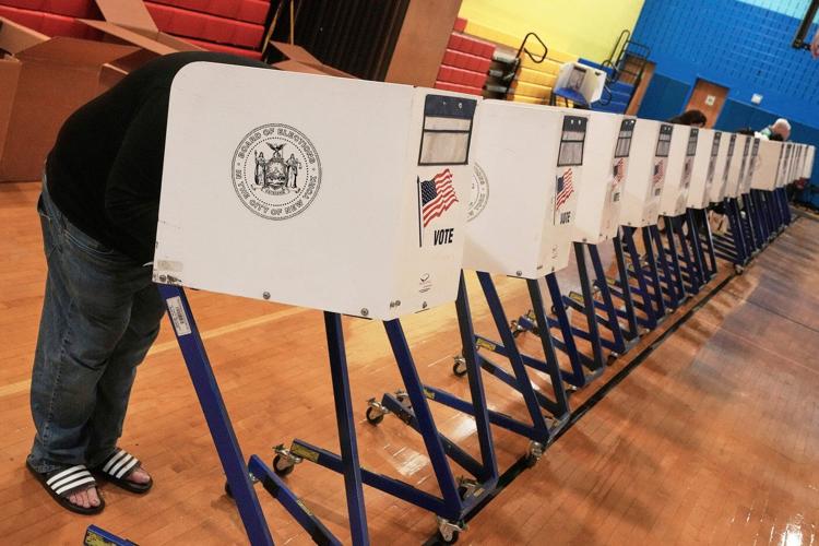 The Latest: Primaries bring out voters in New York, Maryland, South Carolina and Utah