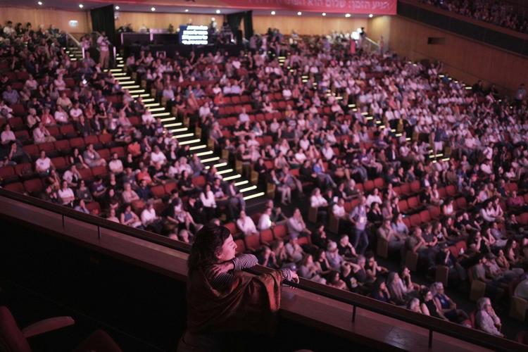 PHOTO COLLECTION: AP Top Photos of the Day, Friday, May 9, 2025