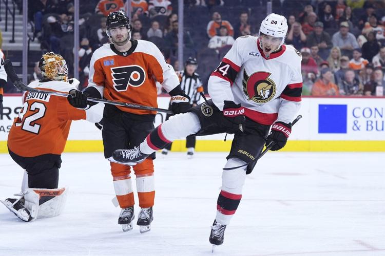 Tkachuk, Amadio pace Senators in 5-2 win over Flyers