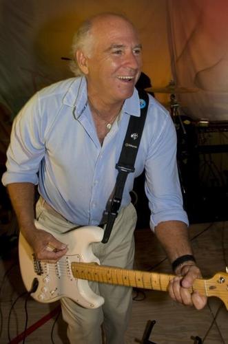 'Margaritaville' singer Jimmy Buffett, who maintained Canadian roots while turning beach-bum life into an empire, dies at 76