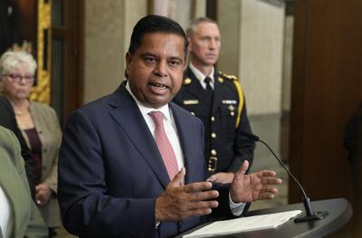 Fact File: American social media posts mislead on ��ɫtv gun laws