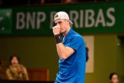 Canada's Shapovalov advances with win over Giron at Swiss Indoors