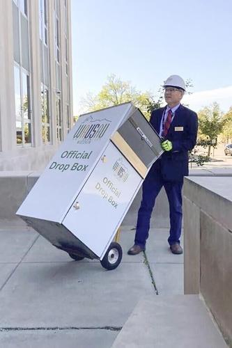 Wisconsin mayor carts away absentee ballot drop box, says he did nothing wrong