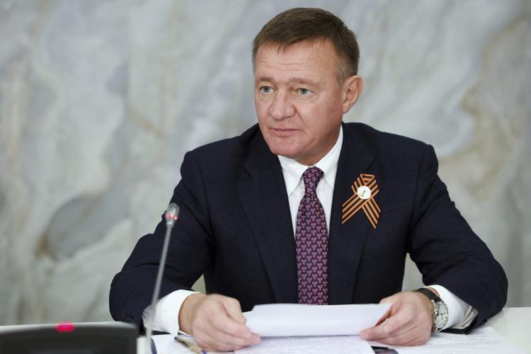 Kremlin calls transportation minister's death 'tragic' but gives no clues about his apparent suicide