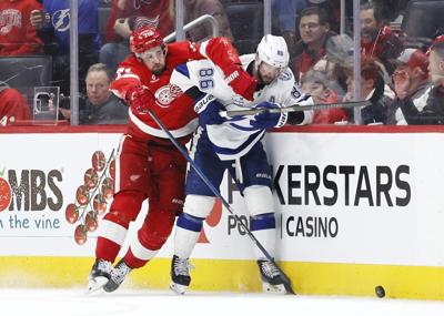 NHL roundup: Cam Talbot shines as Red Wings blank the Lightning 2-0