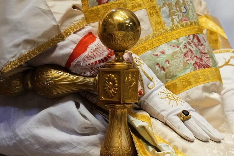 American cardinal celebrates old Latin Mass in St. Peter's in a sign of change