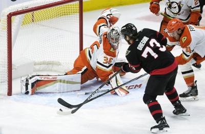 Drake Batherson scores hat trick, Senators romp 5-1 over Ducks