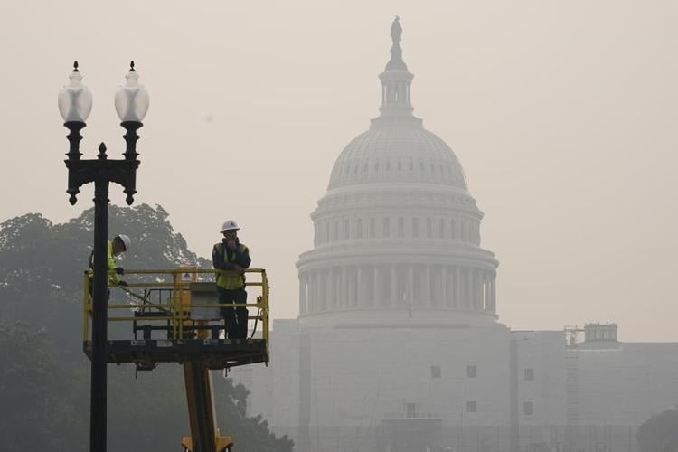 How safe is the air? Here's how to check and what the numbers mean