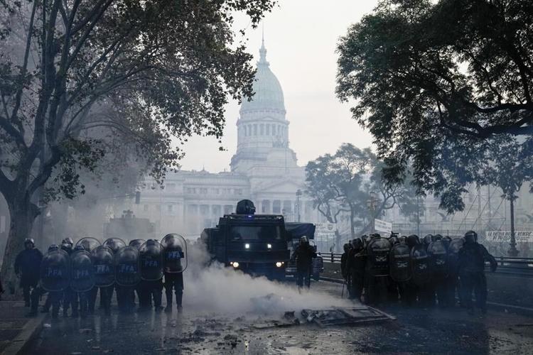 In test for President Milei's radical agenda, Argentina’s Senate begins voting on key bills