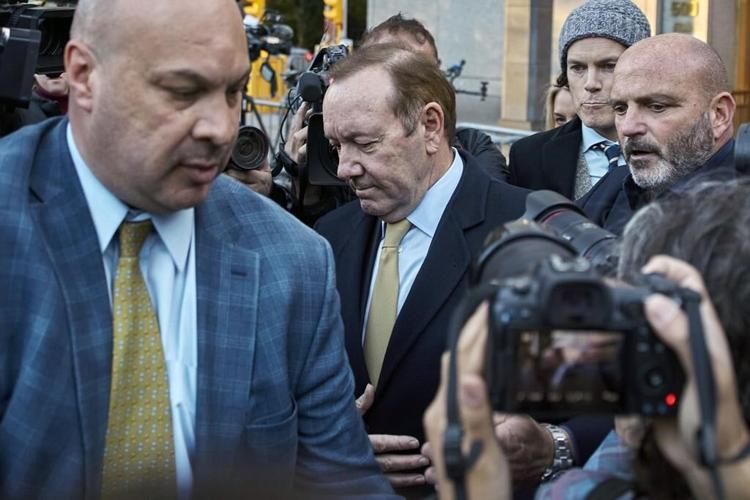 Jury: Kevin Spacey didn't molest actor Anthony Rapp in 1986