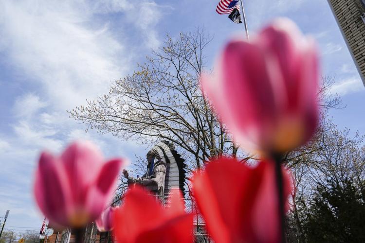 A town refuses to give up the school's Native American mascot - and gets Trump's support