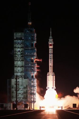 China sends astronauts - and mice - on its latest space station mission