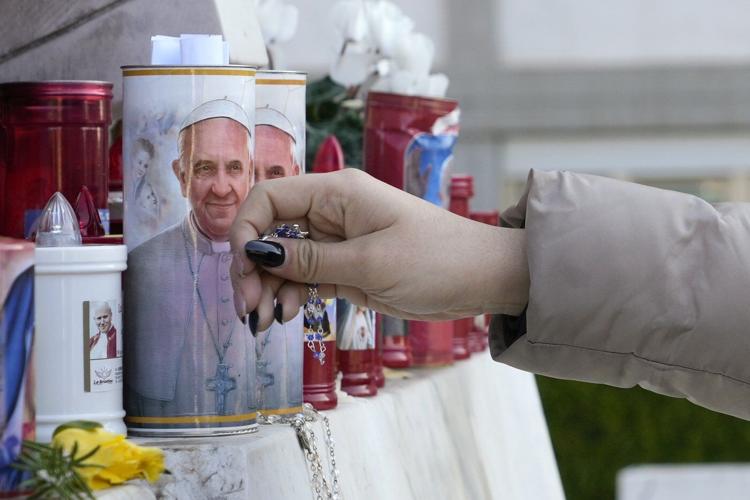 Sepsis a threat in pope's pneumonia battle as Vatican Holy Year celebrations march on without him