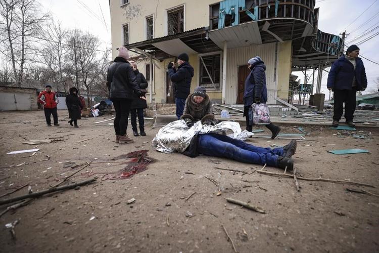 Ukraine: 'Fast-track' talks underway for missiles, planes