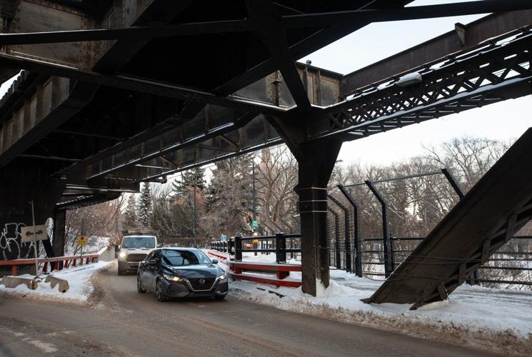 'Naughty list': Alberta government looks to protect bridges from big trucks
