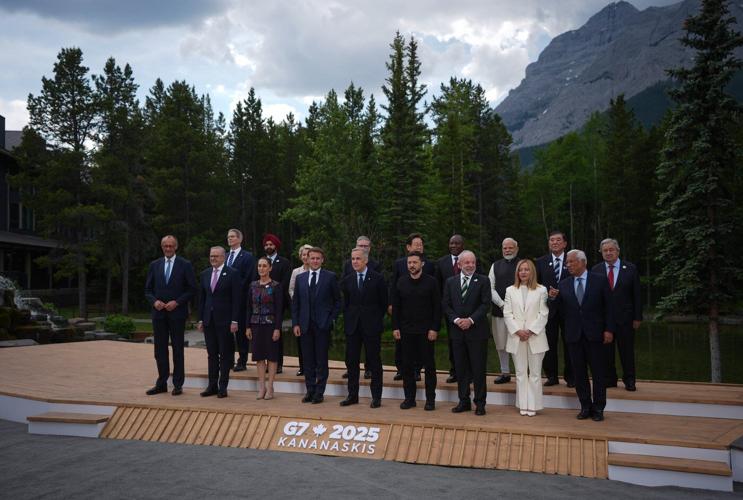 Indian PM Modi appeared in group photos, participated in G7 summit, contrary to social media claims