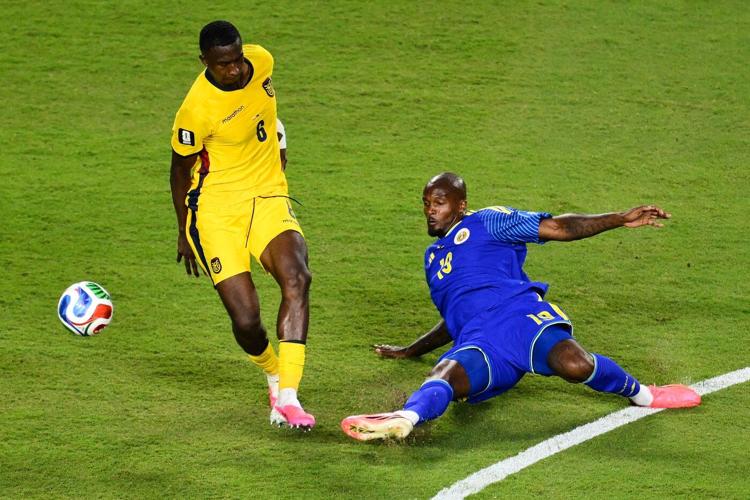 Curacao’s Eloy Room makes 15 saves in scoreless draw with Ecuador in World Cup