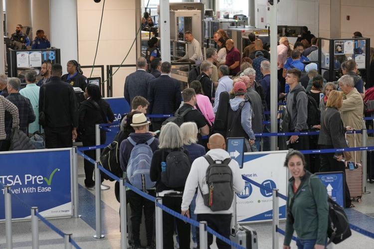 What to know about flight delays and cancellations at Newark airport