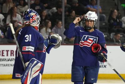 Murphy nets hat trick, U.S. beats Canada 4-1 in Rivalry Series opener