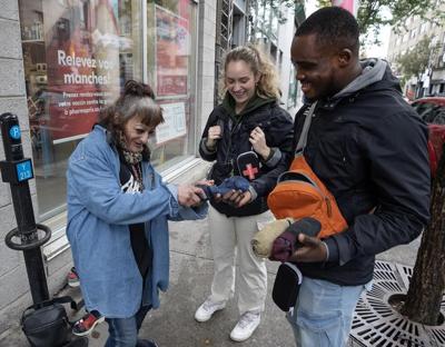 Montreal's social intervention squad contends with rising need, lack of shelter space