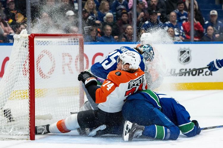 'I wish I had an answer': Home ice woes haunt struggling Vancouver Canucks