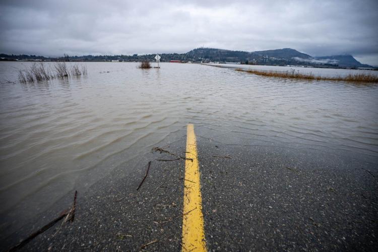 Fraser Valley flood cleanup begins, as latest blast of rain swells B.C. rivers