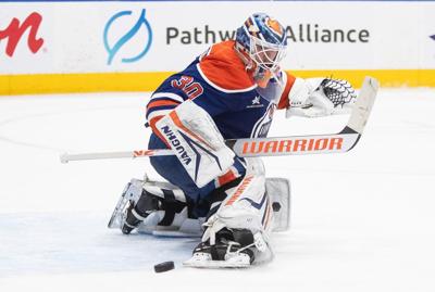 Oilers' Pickard pulling out all the stops in prime time