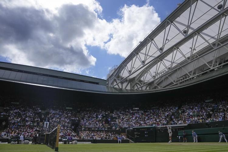 Lorenzo Musetti reaches his first Grand Slam semifinal at Wimbledon and will face Novak Djokovic