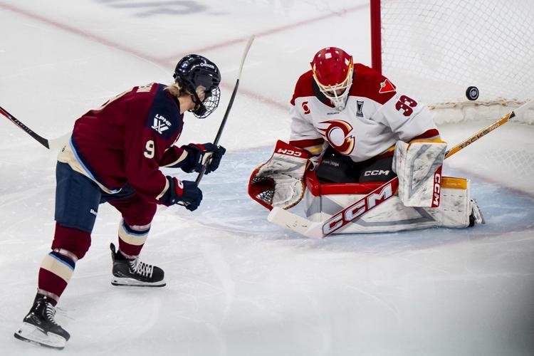 Flaherty scores overtime winner to give Victoire a 2-1 win over Charge